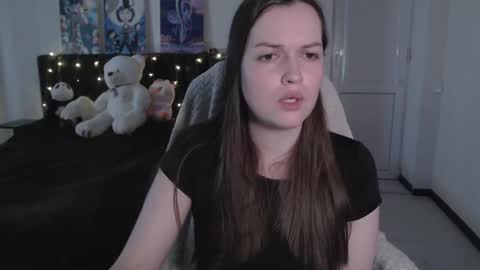 little__flowers online show from September 18, 6:45 am