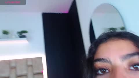 Snapshot of little__sophie18 chatting on January 7, 7:59 pm Sophie ---- connected from 1400 to 2100 Colombia time online show from January 7, 7:59 pm