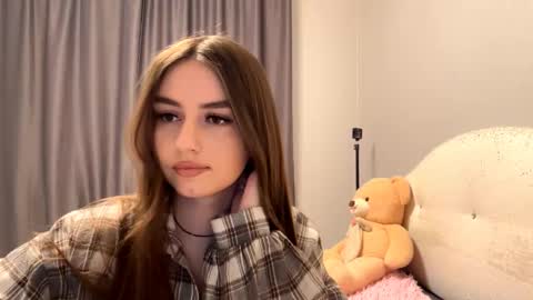 Catherine online show from December 3, 1:46 pm