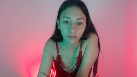 Aliciaparaisss online show from October 11, 4:50 am