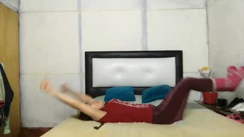 Diablita online show from December 2, 1:02 pm