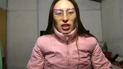 Snapshot of little_devil_diablita90 chatting on October 14, 1:30 am Diablita online show from October 14, 1:30 am