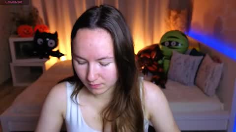 Snapshot of little_doll_meow chatting on October 15, 3:09 am Alexandra online show from October 15, 3:09 am