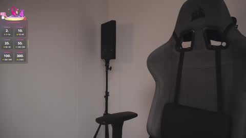 Help me reach 100 likes online show from April 16, 8:08 pm