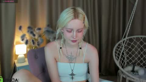 Lill online show from June 20, 9:35 am
