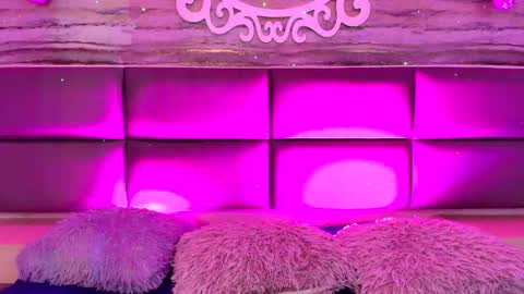 little_mayy online show from October 5, 1:10 am