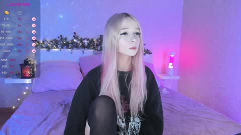 Snapshot of little_misaki chatting on January 11, 10:07 pm Maria online show from January 11, 10:07 pm