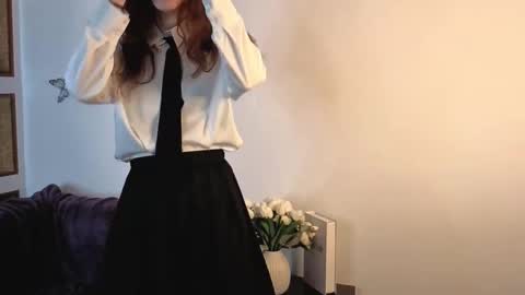 Snapshot of little_red_rosy chatting on September 20, 4:22 am Rosy online show from September 20, 4:22 am