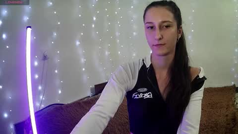 LittleAhWitch online show from September 12, 2:02 pm