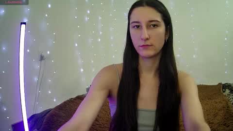 LittleAhWitch online show from December 18, 10:20 am