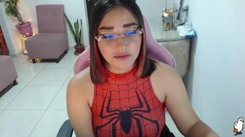 Snapshot of littleangelx_m chatting on January 18, 11:22 pm Daniela online show from January 18, 11:22 pm