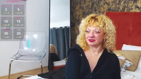 LittleCurlyGirll online show from February 22, 7:37 pm