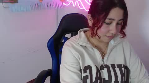 Angel  online show from November 11, 9:34 pm