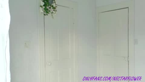 Audra A online show from February 9, 1:56 pm