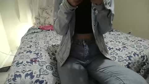 littlejinxxx online show from October 8, 12:37 am