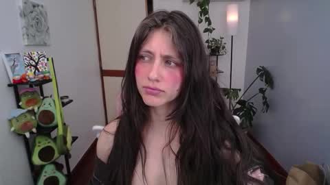 Laksmi online show from December 18, 9:30 pm