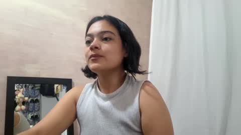 Snapshot of littlemelii chatting on September 12, 4:47 pm Melia online show from September 12, 4:47 pm