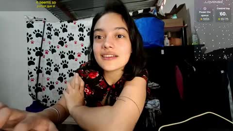 Snapshot of littlemelii chatting on October 15, 4:53 pm Melia online show from October 15, 4:53 pm