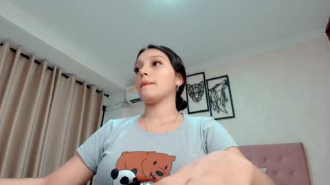 Sarahs Room online show from March 3, 9:01 pm