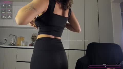 Ayumi or Yumi online show from October 12, 1:30 am