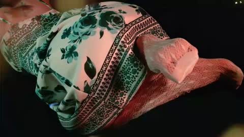 Niki  free tg channel with some photos gifs and info about streams  online show from November 24, 5:59 pm