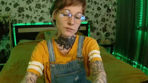 Snapshot of littlespacemouse chatting on October 13, 3:04 pm Niki free tg channel with some photos gifs and info about streams online show from October 13, 3:04 pm