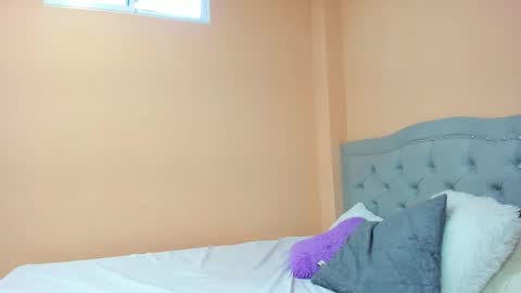 Snapshot of littletammy4u_ chatting on March 6, 12:41 pm tammy online show from March 6, 12:41 pm