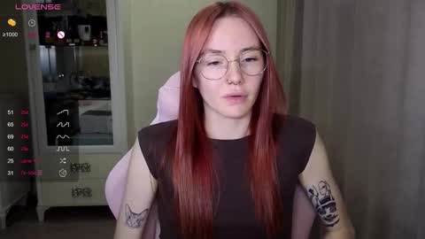 Snapshot of littlevildevil chatting on October 18, 11:02 am Eliana online show from October 18, 11:02 am