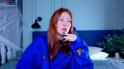 Snapshot of liv_fay chatting on December 13, 2:38 pm Liv 3 online show from December 13, 2:38 pm
