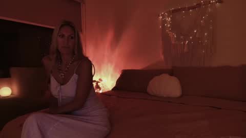 Snapshot of liv_silvercrantz chatting on October 23, 2:06 am Liv Silvercrantz2445 online show from October 23, 2:06 am
