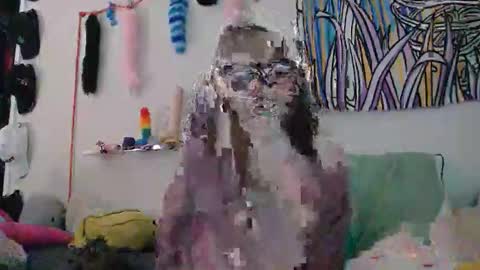 livingtrash online show from December 18, 10:42 am