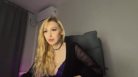 Snapshot of liya_ray chatting on September 29, 4:45 pm Liya Ray online show from September 29, 4:45 pm