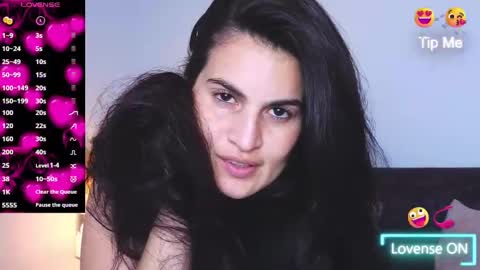 liz online show from February 25, 3:09 pm