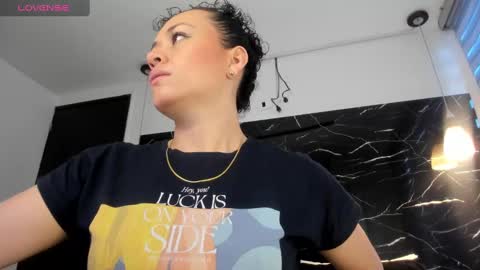 Liz  online show from March 3, 11:58 am