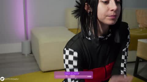 Liselle online show from January 13, 11:31 pm