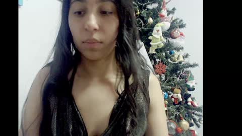 Snapshot of lizz1305 chatting on December 9, 4:37 pm lizz1305 online show from December 9, 4:37 pm