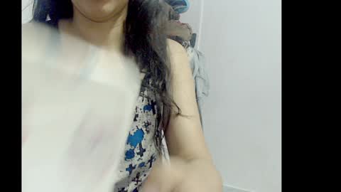 Snapshot of lizz1305 chatting on January 30, 2:58 pm lizz1305 online show from January 30, 2:58 pm