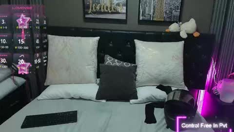 Lizz  online show from September 19, 11:53 am