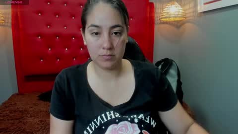 Snapshot of lizzaxs chatting on January 22, 8:49 pm lizza online show from January 22, 8:49 pm