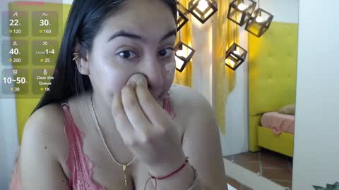 Snapshot of lizzaxs chatting on December 24, 2:22 pm lizza online show from December 24, 2:22 pm