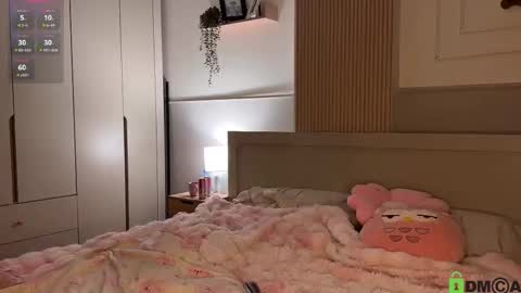 Lizzy online show from February 4, 3:37 pm