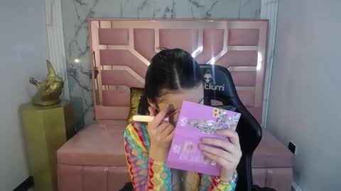 Lizzy SCHEDULE BROADCASTING Monday-Saturday 11am4pm Colombia online show from February 15, 4:45 pm