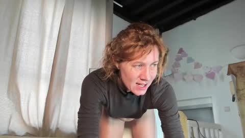 lola_belgium online show from March 8, 3:33 pm