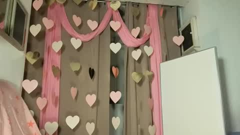 lola_belgium online show from February 5, 7:33 am