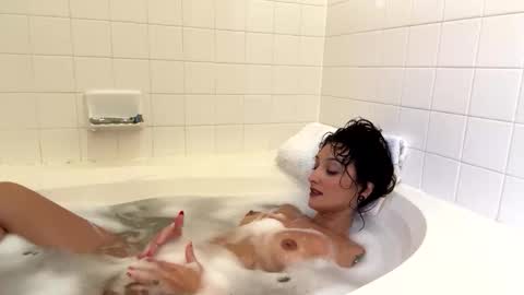 lola_la_lita online show from December 3, 6:21 pm