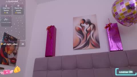 lola_wish online show from September 24, 5:28 am