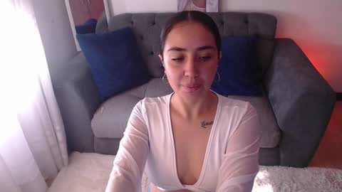 lolaandcamille online show from March 10, 1:10 pm