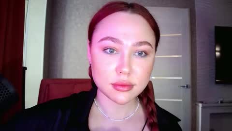 Lola online show from September 17, 12:36 pm