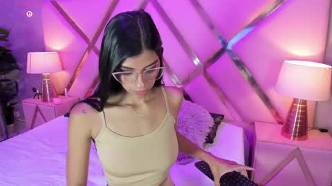 Snapshot of lolapierce chatting on September 30, 11:49 am loli online show from September 30, 11:49 am