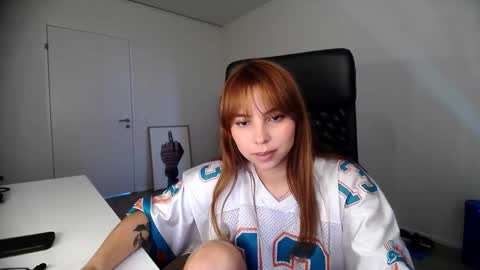 Lola doll online show from March 24, 1:05 pm